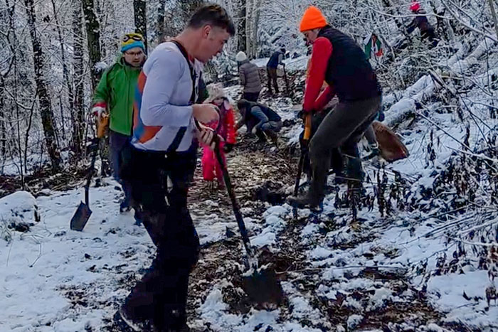 Vikmestes gravas kopšana}