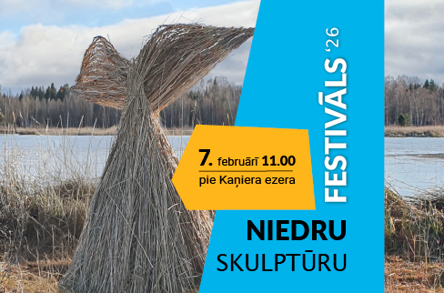 Niedru skulptūra vaļa astes formā